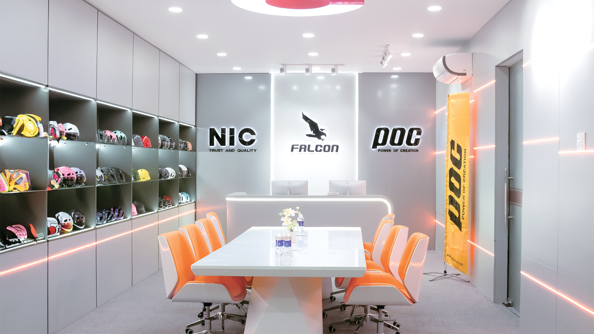Liên hệ công ty TNHH Quốc tế POC Việt Nam