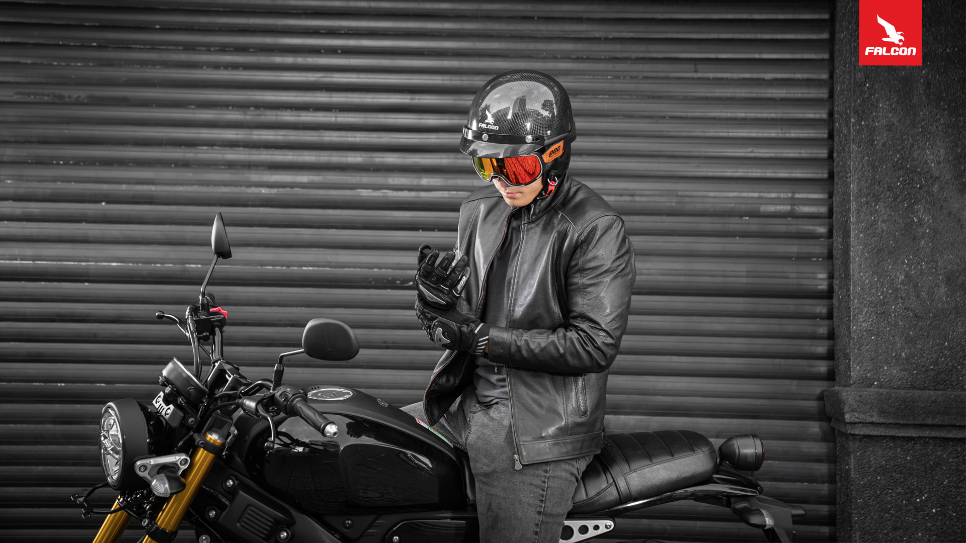 Mũ bảo hiểm carbon an toàn