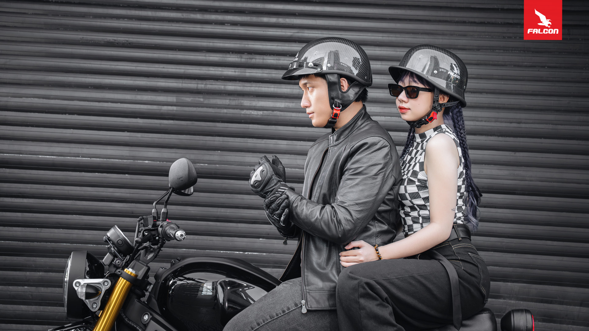 Mũ bảo hiểm carbon sử dụng lâu dài