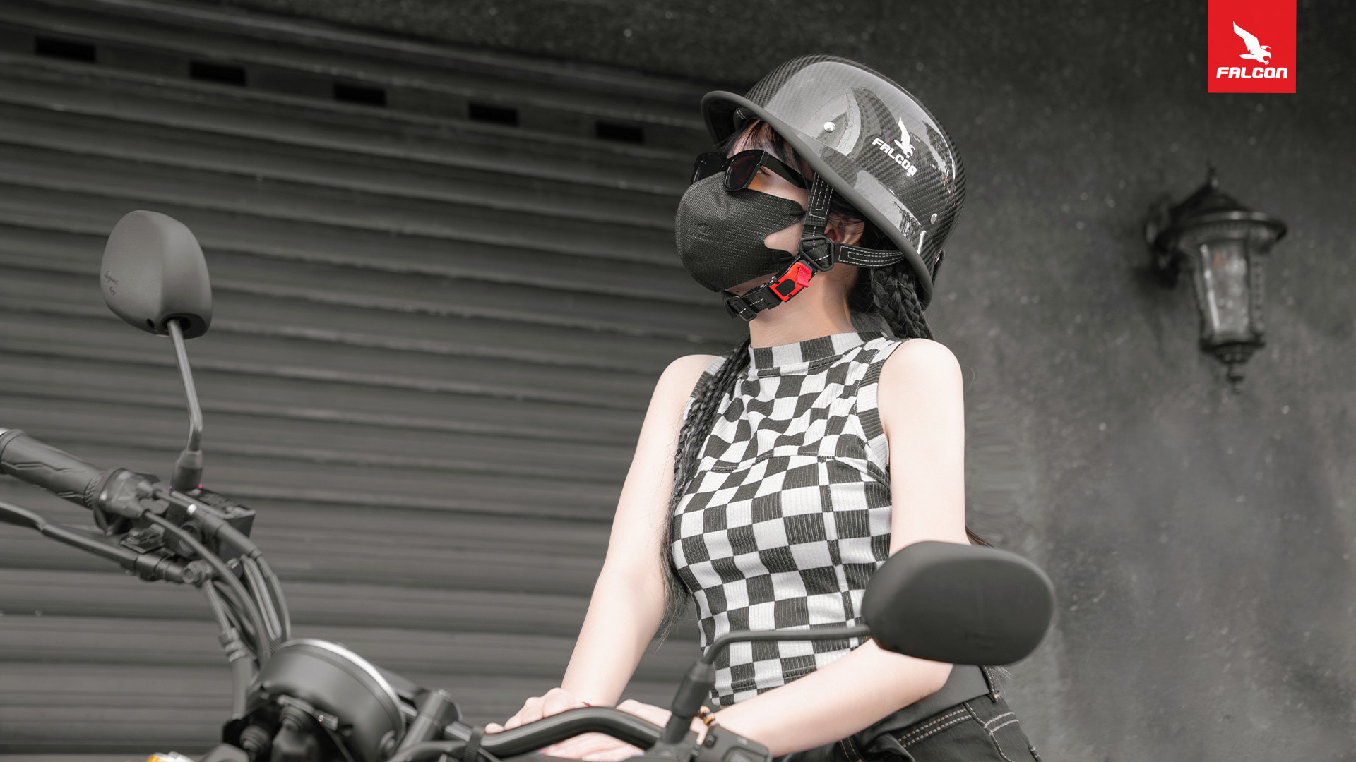 Mũ bảo hiểm carbon trọng lượng nhẹ